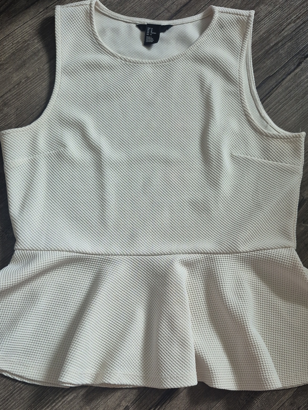 H&M Sleeveless White Peplum Dress Top - Classic Clean Style